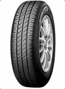 175/65R15 84H Yokohama AE01J SL OE